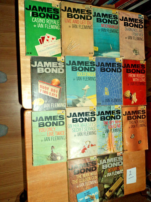 @@@ THE COMPLETE JAMES BOND 007 14 BOOK'S IAN FLEMING MATCHING COVERS G/VG @@@