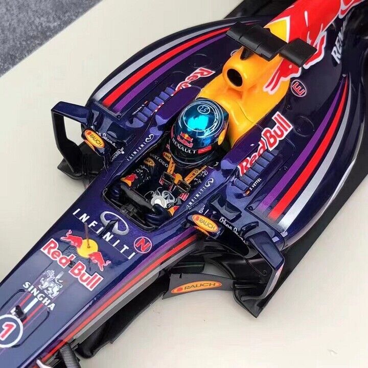 Spark 1:18 Diecast Model RedBull Racing Infiniti RB10 Spark 1:18 Diecast Model RedBull Racing Infiniti RB10