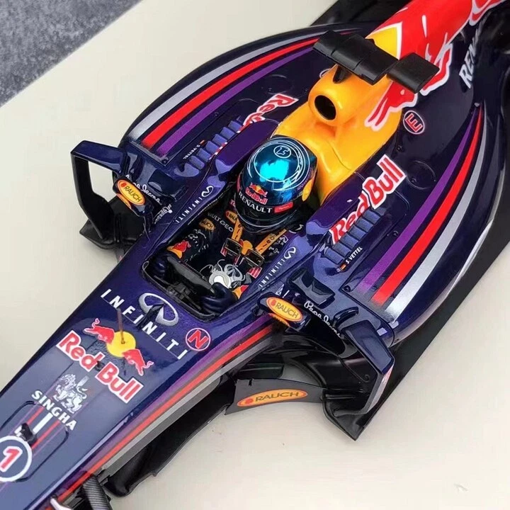 Spark 1:18 Diecast Model RedBull Racing Infiniti RB10 Australia GP 2014 Vettel - Bild 4 von 4
