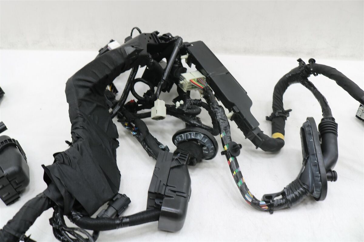 s-l1200.jpg s-l1200.jpg