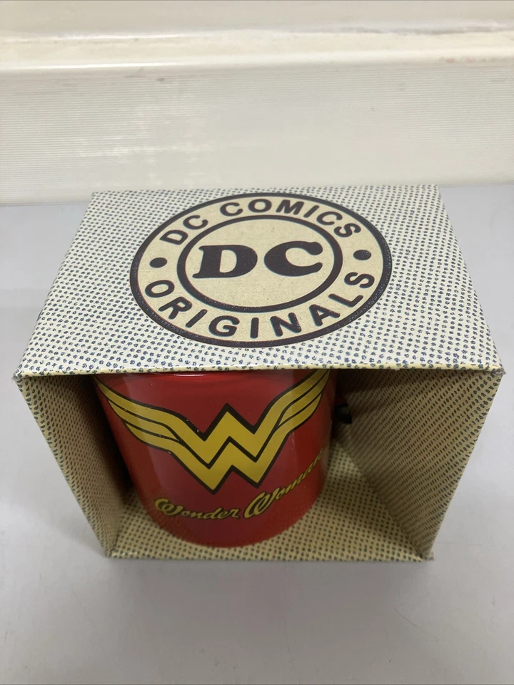 DC Comics Originals Wonder Woman Mug - Image 2 of 4