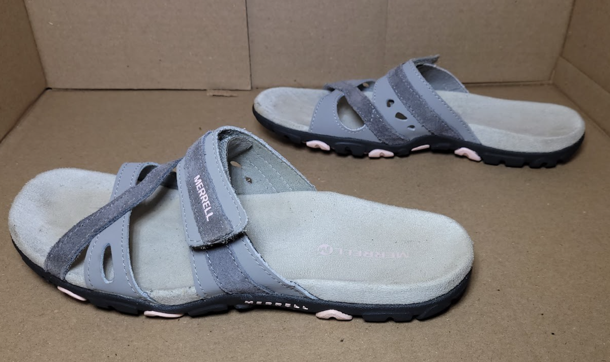 Sandali Merrell Performance Slide in pelle scamosciata regolabili verde salvia usati in ottime condizioni