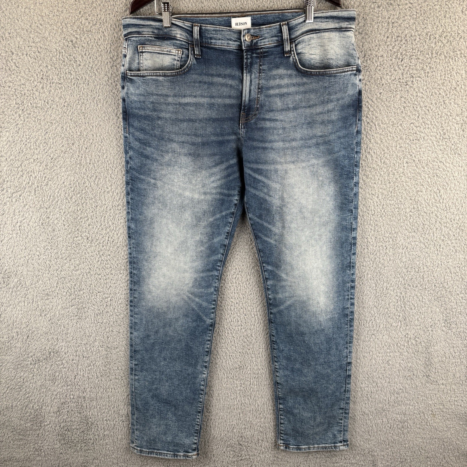 &rsquo;s Size 36x32 Blue Faded Slim Straight Zip Fly