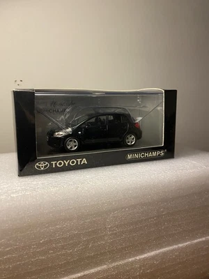 Miniature Collection Toyota Auris Metal 1:43 - Photo 1/4
