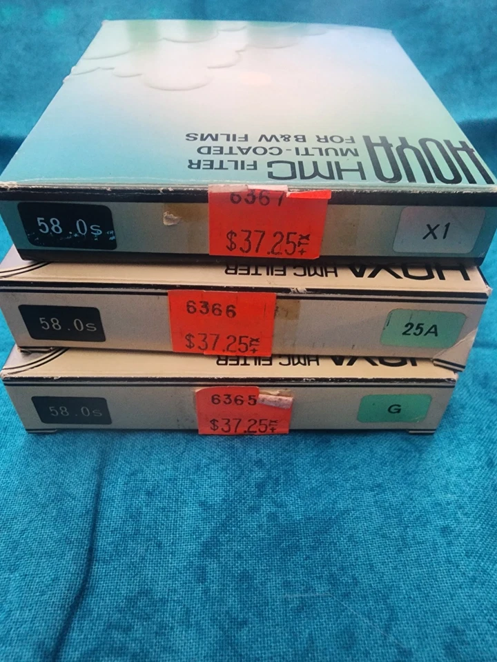 VTG Hoya HMC 58mm Color Filter Set Red R25A Orange G Green X1 - Image 2 of 4