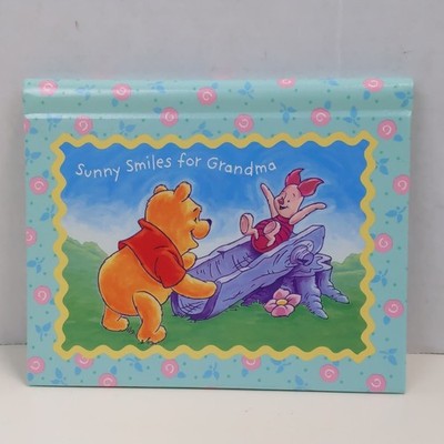 Hallmark Winnie the Pooh Sunny Smiles for Grandma Photo Album 4x6 24 Pics