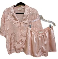 VTG Victoria  s Secret Gold Label 2 Pc Pajama Loungewear Set M Pink Satin FLAWS 