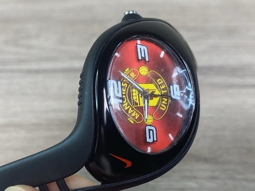 Nike Triax Blaze Analog Manchester United Fußball Club Uhr WK0008  - Bild 3 von 10