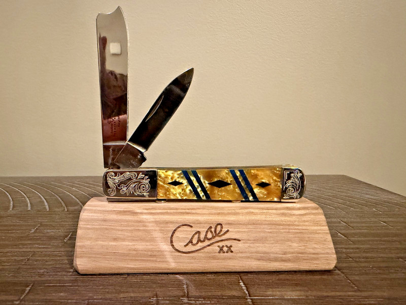 Case xx Razor Jack Diamond Butter Rum Blue Luster Black Pearl 1/500 Pocket Knife