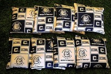 Cornhole Bean Bags Set of 8 ACA Regulation Bags UNIV. OF CONNECTICUT HUSKIES  