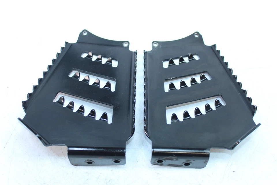 2011 SKI-DOO GRAND TOURING 1200 OEM LEFT RIGHT FRONT FOOT FOOTREST 518327813 - Image 2 of 4