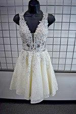 JOVANI White Lace Short evening Cocktail Dress Size 2 On Sale nt