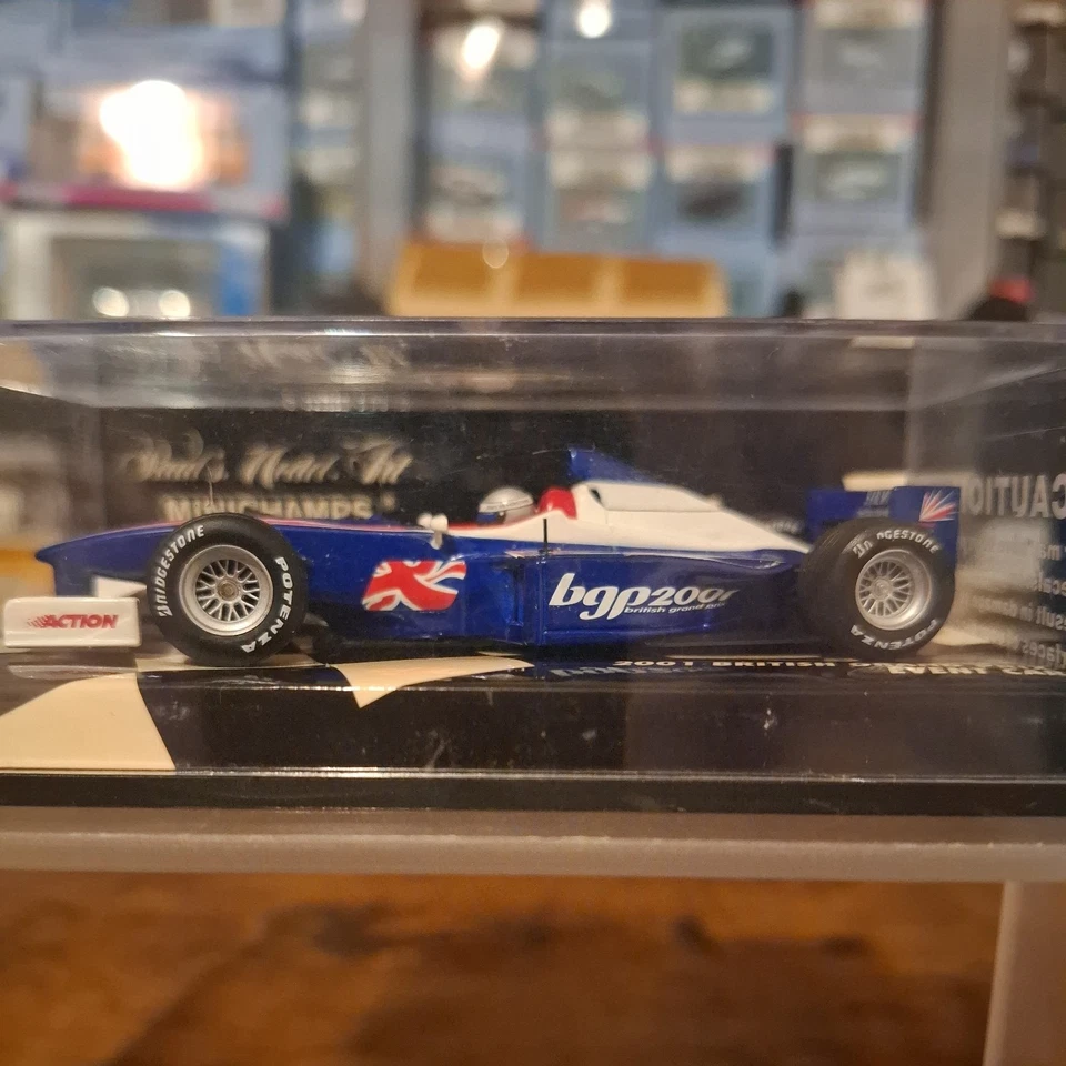 MINICHAMPS AC4 010301 2001 BRITISH GP COMMEMORATIVE EVENT (1 of 2212) - Image 2 of 4