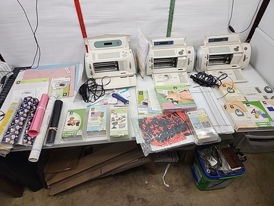 3 Machines Large Lot Cricut  Programs Cutters Scissors Picks Vinyl And More