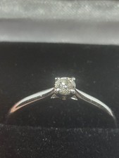 9ct White Gold & Diamond Solitaire Ring. Size M