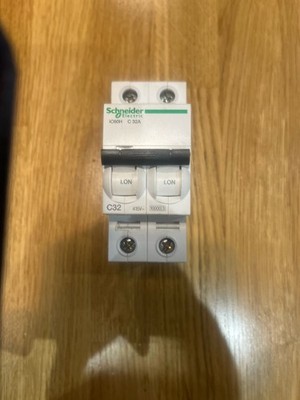 Schneider 32A Curve C 10kA zweipoliger MCB-Schutzschalter A9F54232 iC60H