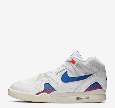 Nike Air Tech Challenge 2