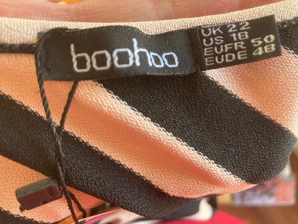 NUEVO NUEVO CON ETIQUETAS Boohoo TALLA 18 Mono a Rayas Sin Mangas J244 Foto 3 de 4