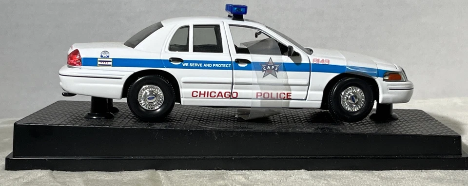 Ford Police Interceptor Classic Metal Works 1999 W/ Stand READ USED AS IS - Image 4 of 4