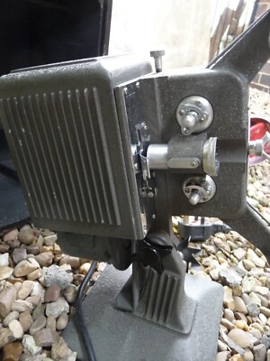 Projecteur kodak dans projecteurs et caméras 8, 16 et 35mm