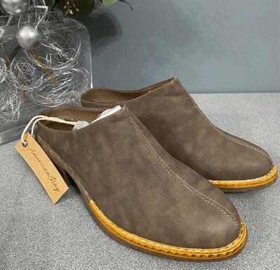 American Rag Segovia Chocolate Mule Shoe Boot Size 8