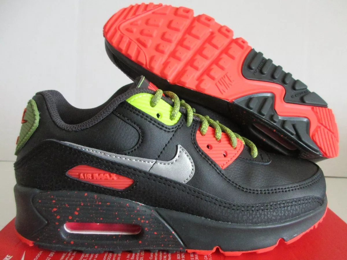 NIKE AIR MAX 90 LTR (GS) BLACK-METALLIC SILVER SZ 4Y-WOMENS SZ 5.5