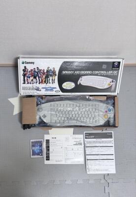 Nintendo Gamecube Sammy white and black Controller Keyboard color, tested Japan