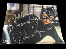MICHELLE PFEIFFER SIGNED AUTOGRAPH 11x14 BATMAN RETURNS CATWOMAN BECKETT BAS F