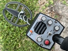 Tesoro VAQUERO BLACK Metal Detector w/ 11x8" Coil, Cover, Manual, Box - Nice 