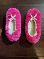 Pink Plush Bow Slippers Size 6.5