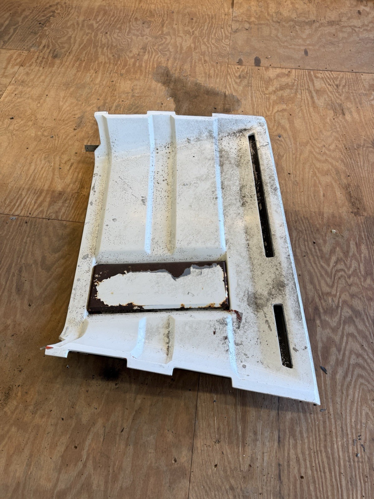 Lamborghini Jalpa Rear Trunk cover P/N 007860023