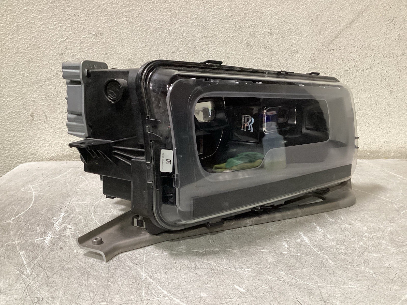 2019 2020 2021 2022 2023 Rolls Royce CULLINAN Right Headlight Used OEM Complete