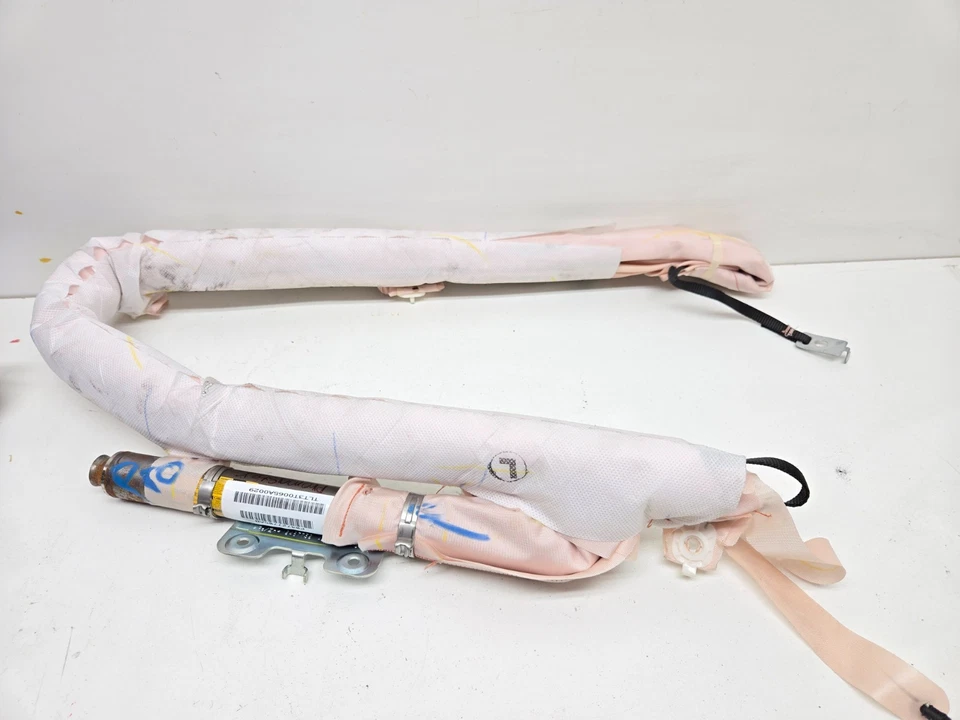 2014-2016 Ram Promaster 1500 2500 3500 левая боковая занавеска 04727705ab - Изображение 2 из 4