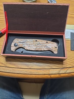 American Mint My Country My Rights Pocket Knife NIB. UNUSED.