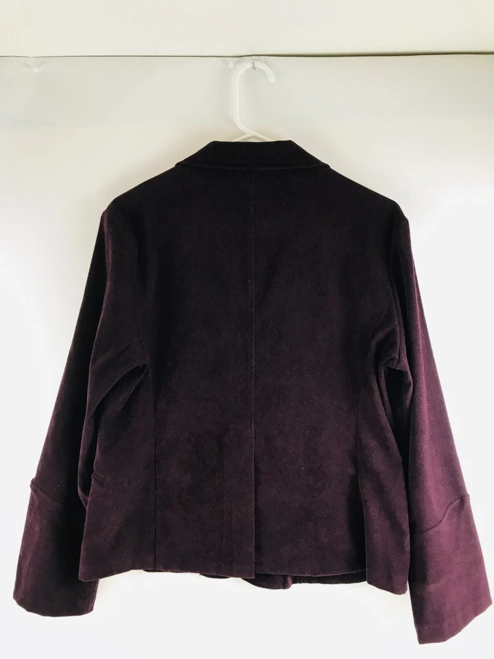 Blazer Bug de moda para mujer talla grande? Botones delanteros elásticos de pana púrpura Foto 2 de 4