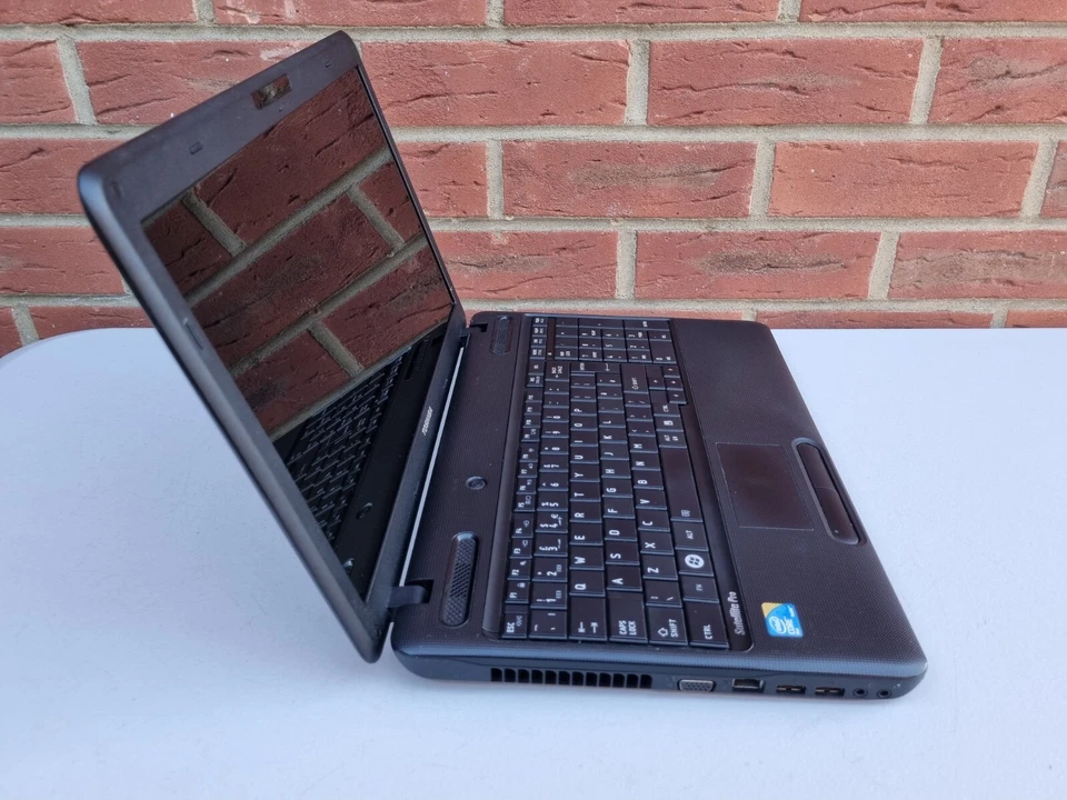 Fast Toshiba 15.6” inch 6 GB RAM 500 GB HDD Win10Pro Wi-Fi Intel Widescreen Full - Image 4 of 4