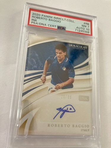 2019-20 IMMACULATE COLLECTION ROBERTO BAGGIO INK AUTO 20/99 ITALY PSA 7 Auto 10 - Picture 3 of 23