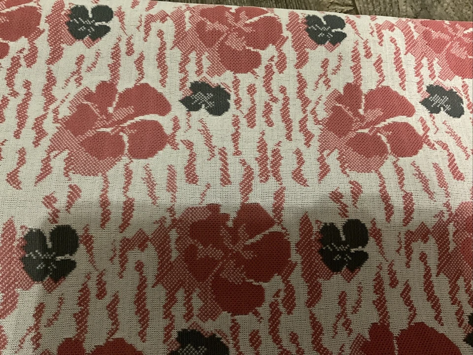 Tela tejida vintage rosa floral 50” X 65” Foto 2 de 4