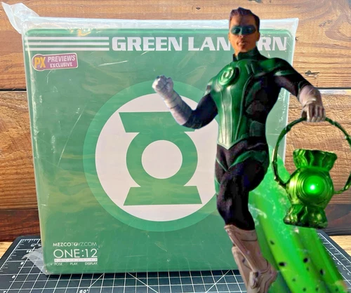 Mezco One:12 Collective PX Exclusive Green Lantern Hal Jordan Figure SEALED