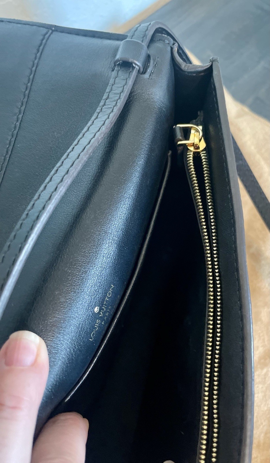 Louis Vuitton Reverse Monogram Clutch/Crossbody B… - image 8