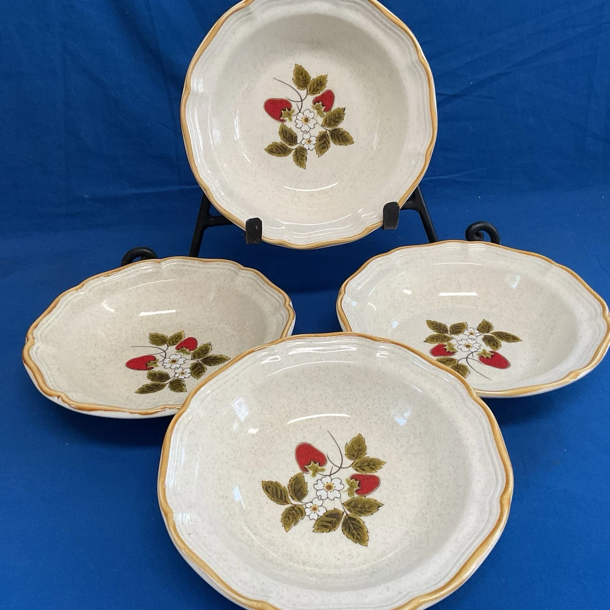 いちごまつりプレート2種 Mikasa Strawberry Festival for sale | eBay