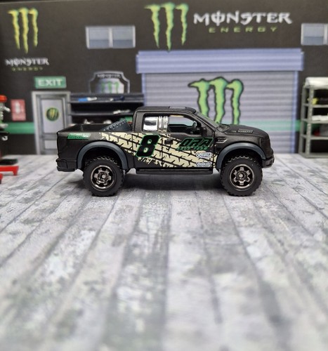 Matchbox 2010 Ford F-150 SVT Raptor. C3 - Picture 3 of 5