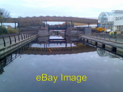 Photo 6x4 Clyde Shopping Centre canal bridge Clydebank Another facility e c2007