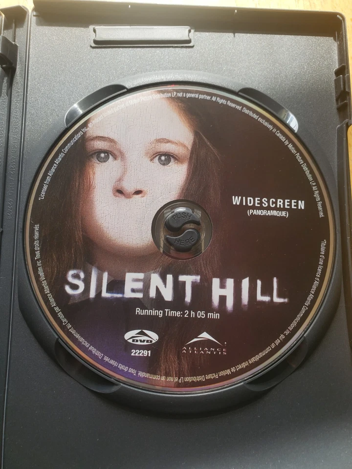 Silent Hill Widescreen DVD 2006 Alliance Atlantis - Image 3 of 4