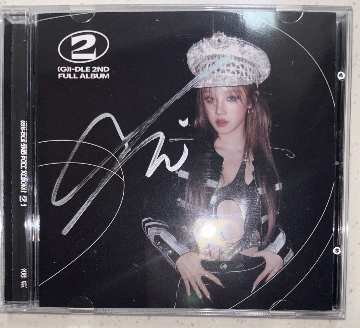 G)I-DLE [2] Yuqi Autographed Signed Jewer Album (G)-IDLE GIDLE | eBay