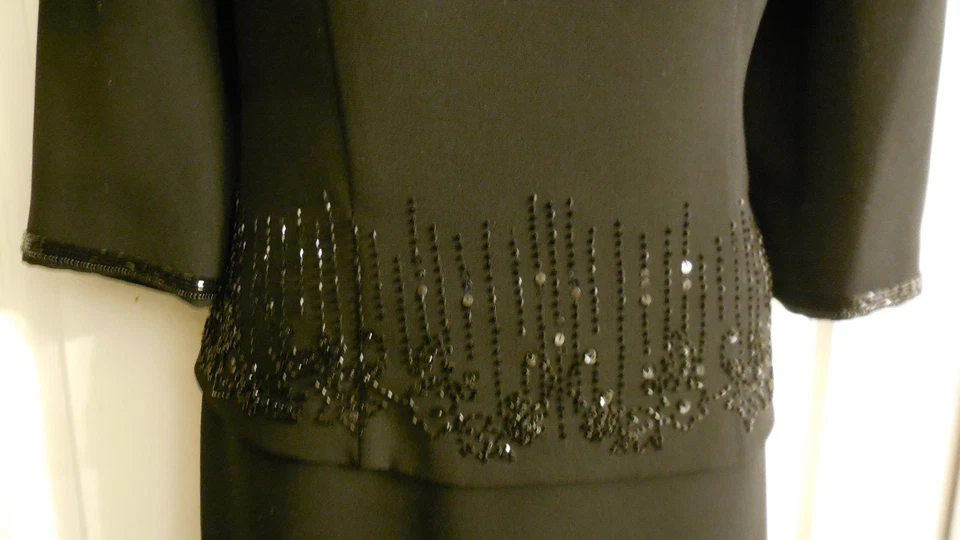 VESTIDO DE NOCHE MAXI TALBOTS NEGRO MANGA 3/4 LENTEJUELAS 8 Foto 4 de 4