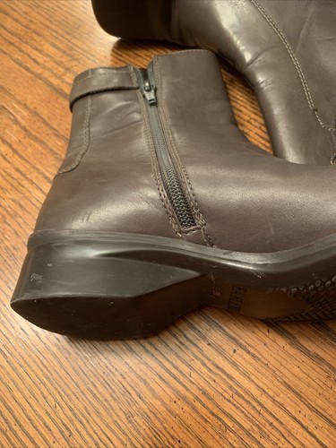 Bottes veau moyen vert Enzo Angiolini, taille 5M avec orteil carré et fermeture éclair - Photo 9/10