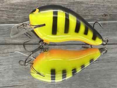 Black Label Balsa Head Hunter Custom Balsa Crankbait Bandit Mistake Color