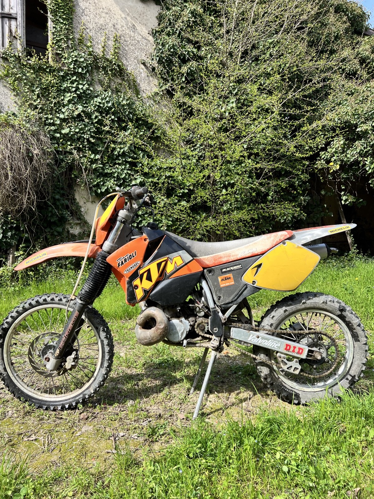 KTM EXC 250 2T del 1998 con targa da montare
