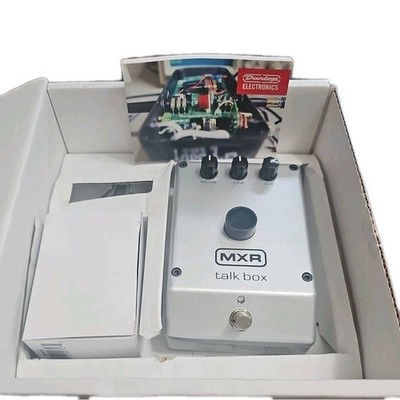 MXR M222 Talk Box Effects Pedal Power On 